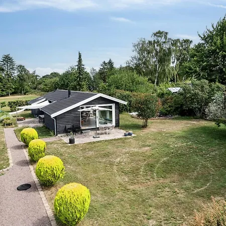 Peaceful Summer House By The Fjord Just An Hour From Copenhagen Holbæk