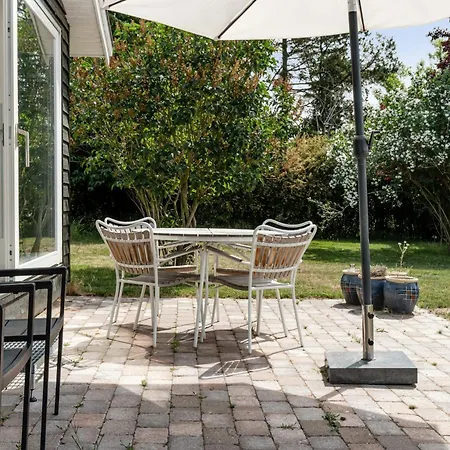 Peaceful Summer House By The Fjord Just An Hour From Copenhagen Casa de Férias *
