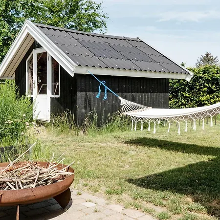 Casa de Férias Peaceful Summer House By The Fjord Just An Hour From Copenhagen