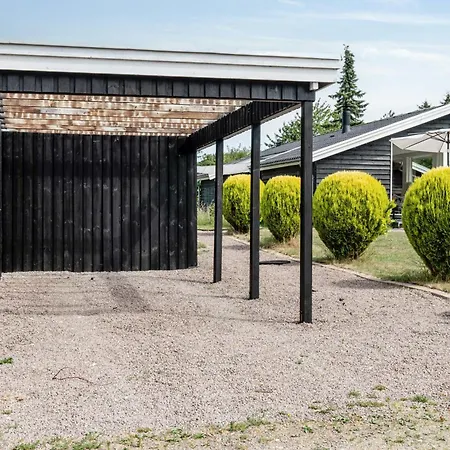 Peaceful Summer House By The Fjord Just An Hour From Copenhagen Casa de Férias